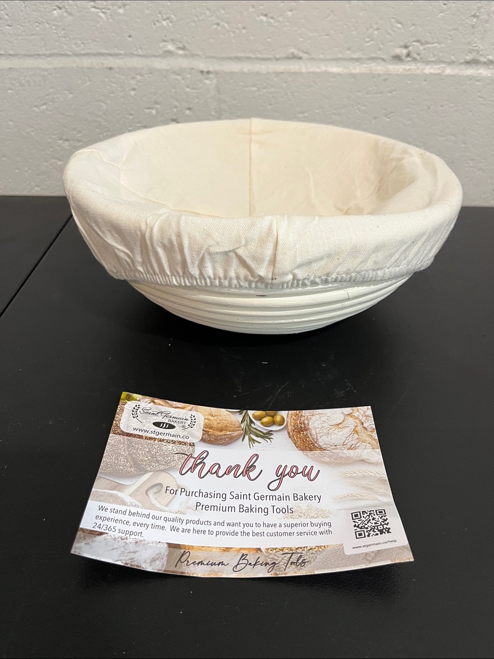 Saint Germain Bakery Bread Proofing Bowl with White Cotton Liner